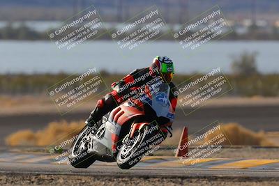 media/Dec-18-2022-SoCal Trackdays (Sun) [[8099a50955]]/Turn 14 (940am)/